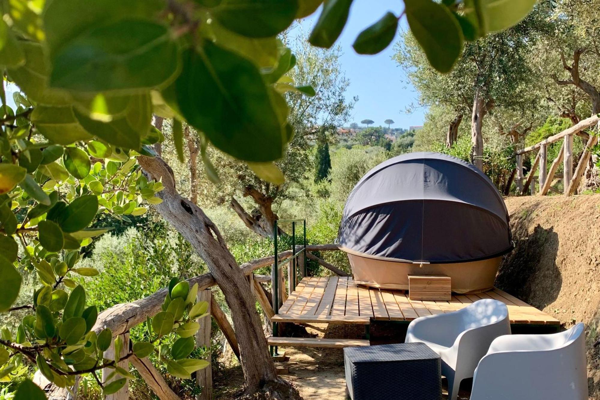 Hostel & Glamping Santa Fortunata Сорренто Экстерьер фото