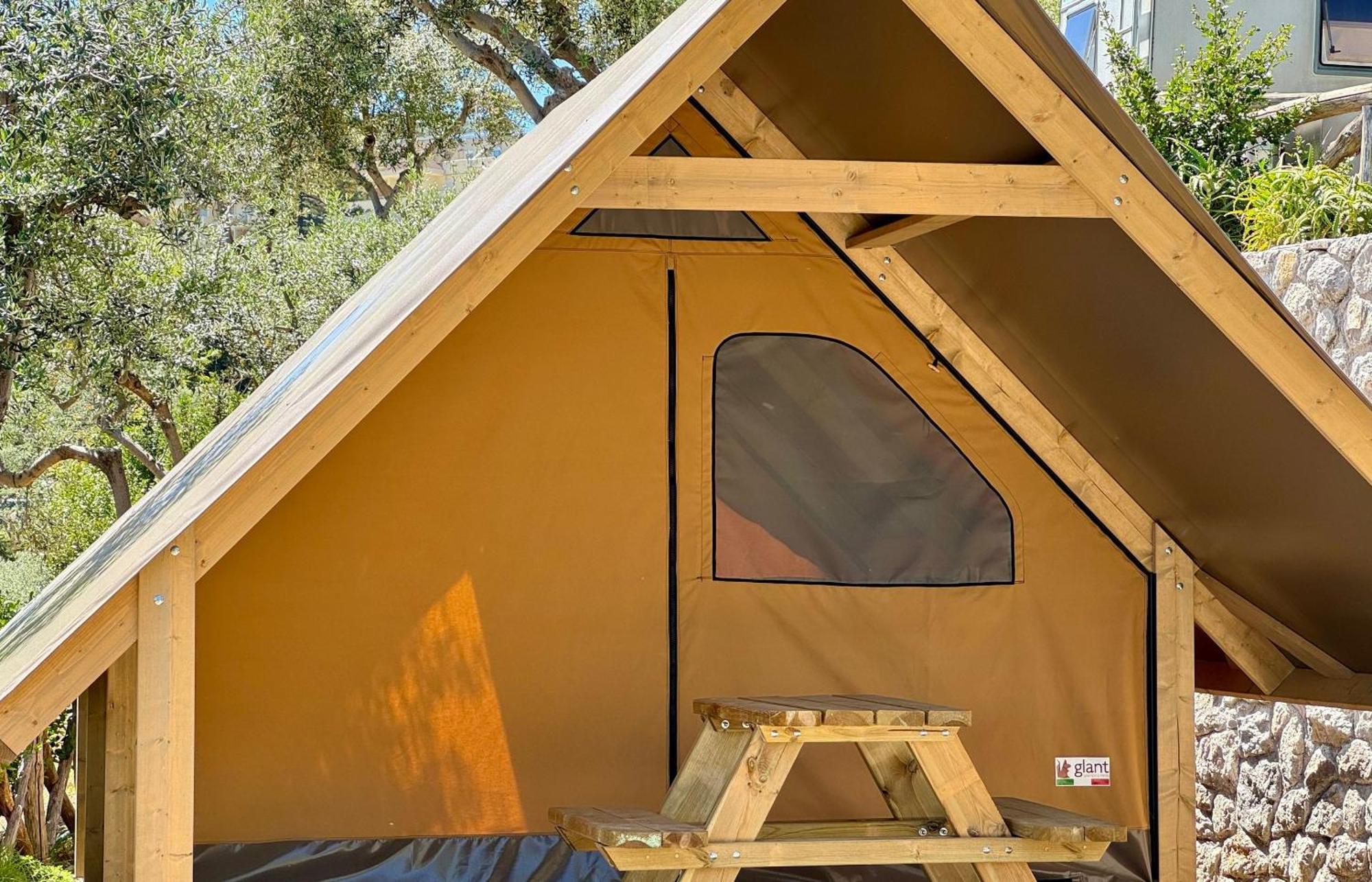 Hostel & Glamping Santa Fortunata Сорренто Экстерьер фото