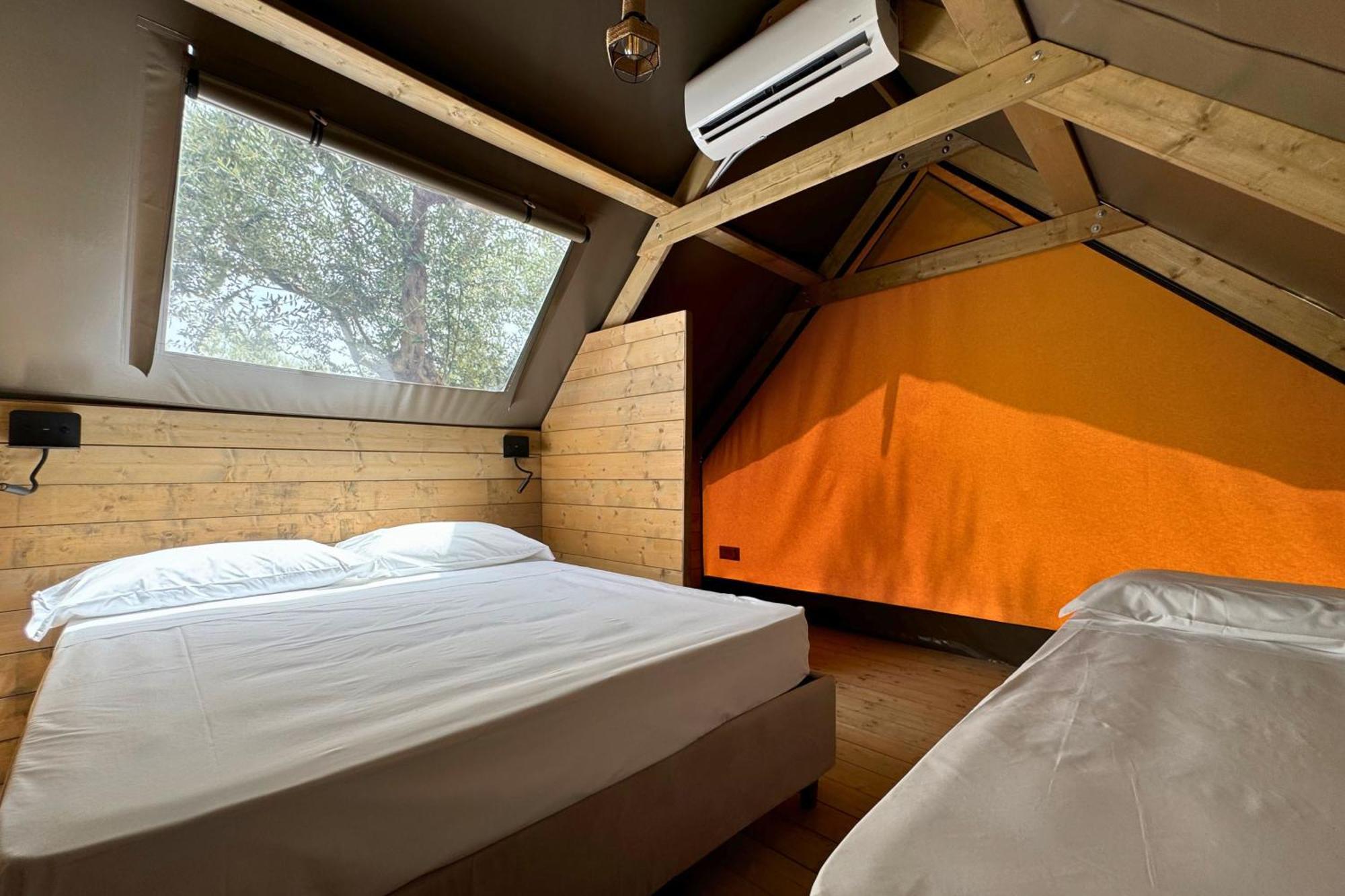 Hostel & Glamping Santa Fortunata Сорренто Экстерьер фото