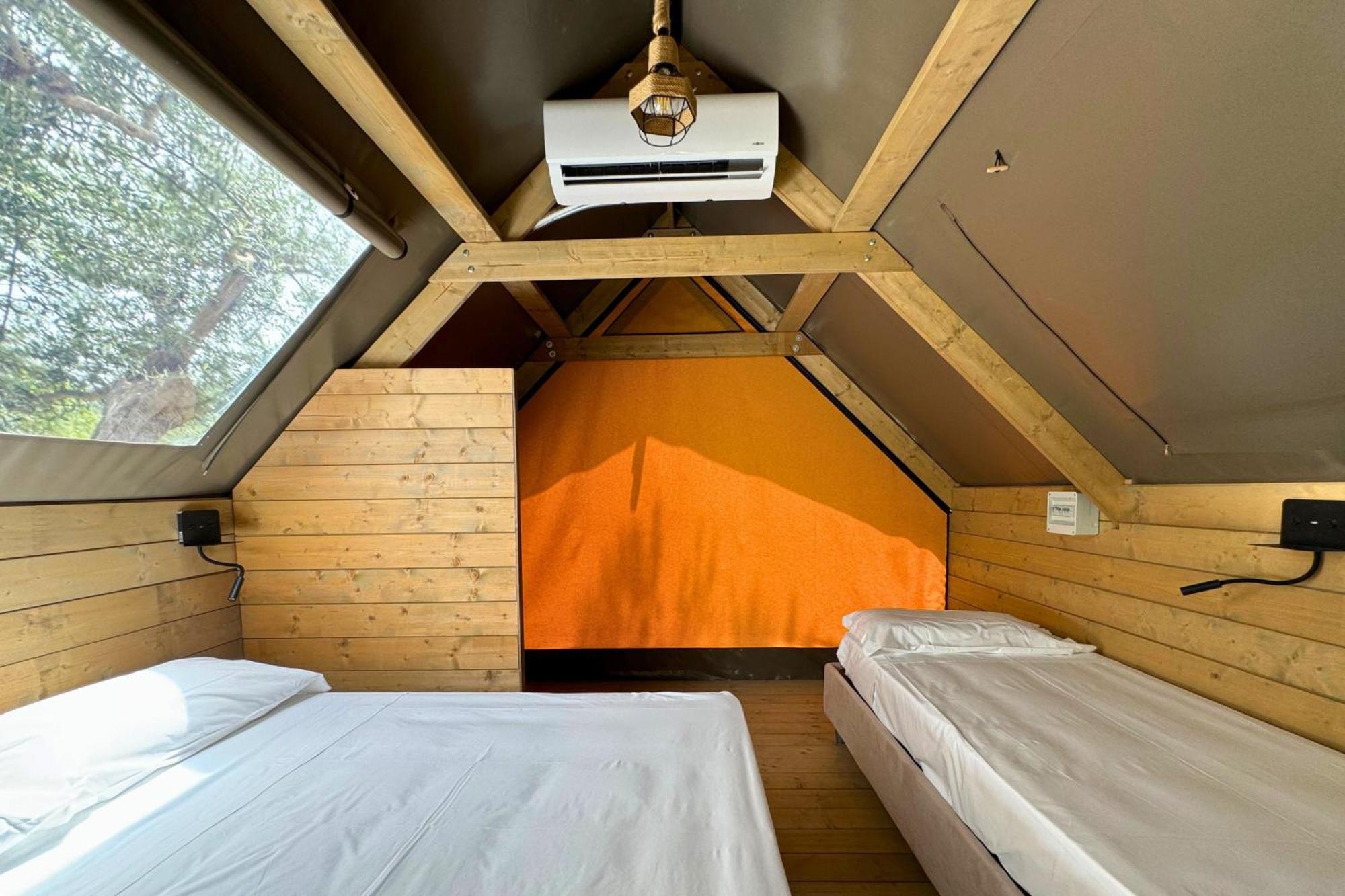 Hostel & Glamping Santa Fortunata Сорренто Экстерьер фото