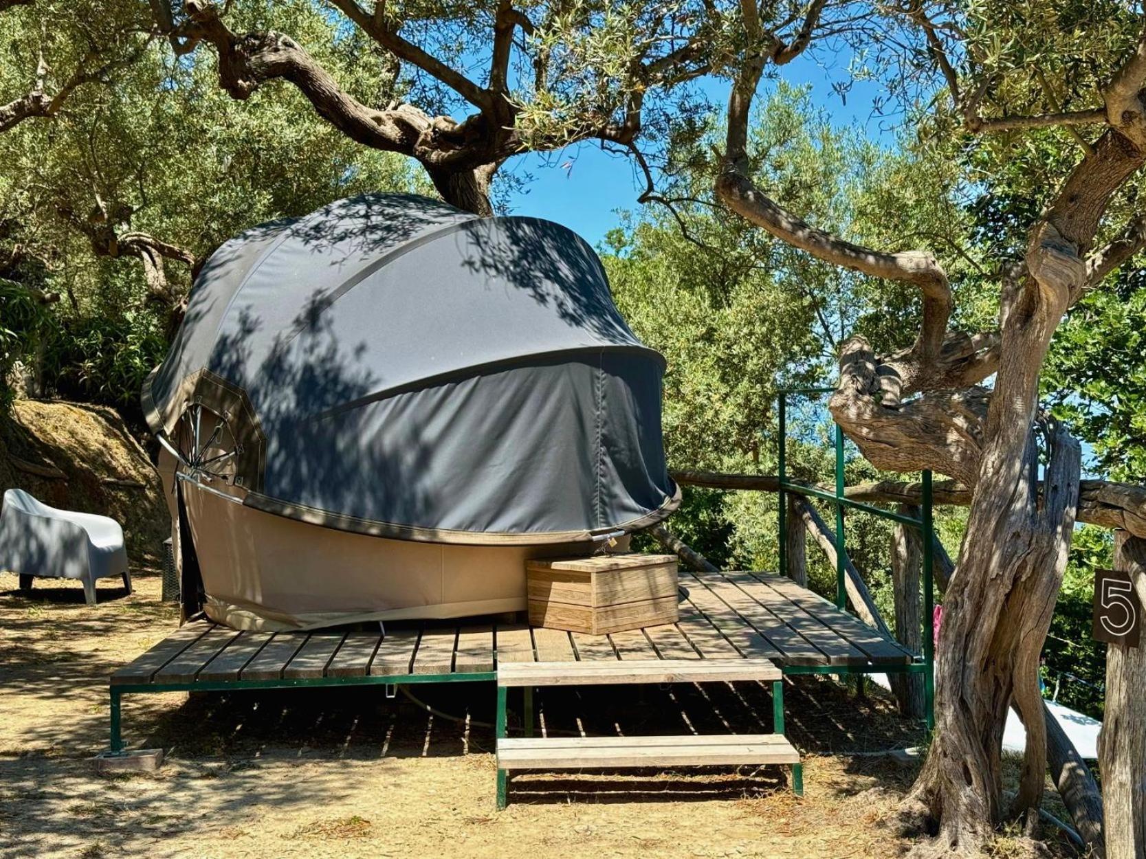 Hostel & Glamping Santa Fortunata Сорренто Экстерьер фото